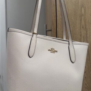 Coach Off-White Leather Tote